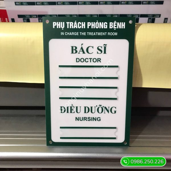 Biển Tên Phòng Khám Thay Đổi Nội Dung